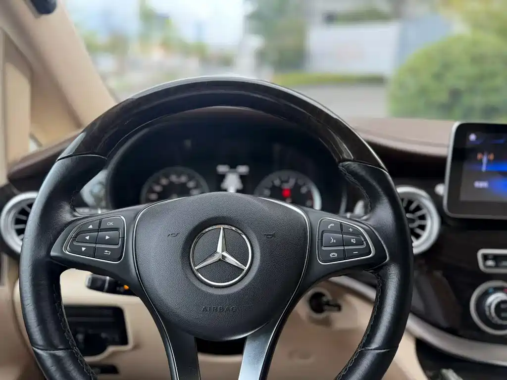 Mercedes-Benz Vito — миниатюра 7