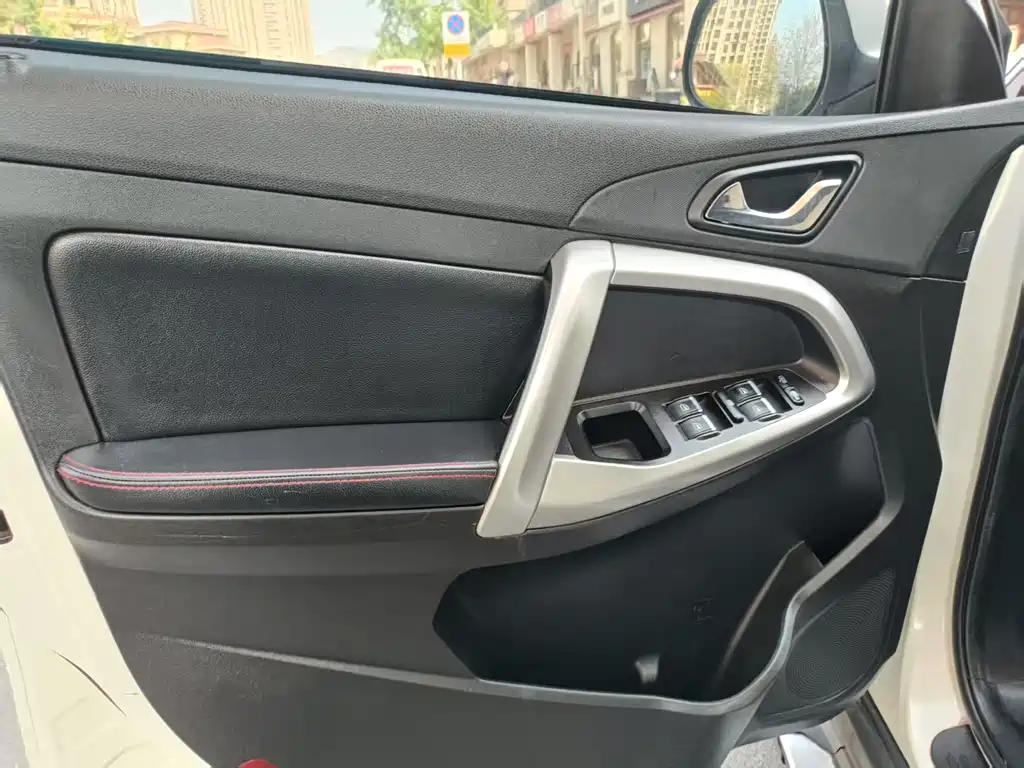 Chery Tiggo 5 5 2015 2.0L CVT