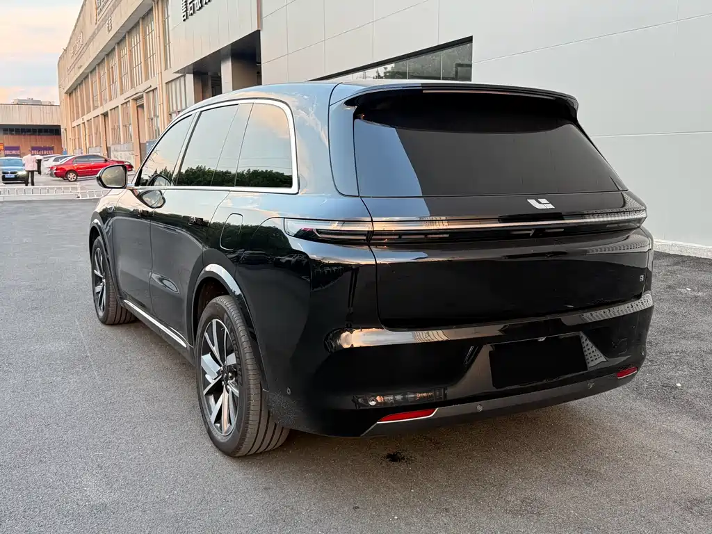 Li Auto IDEAL L8