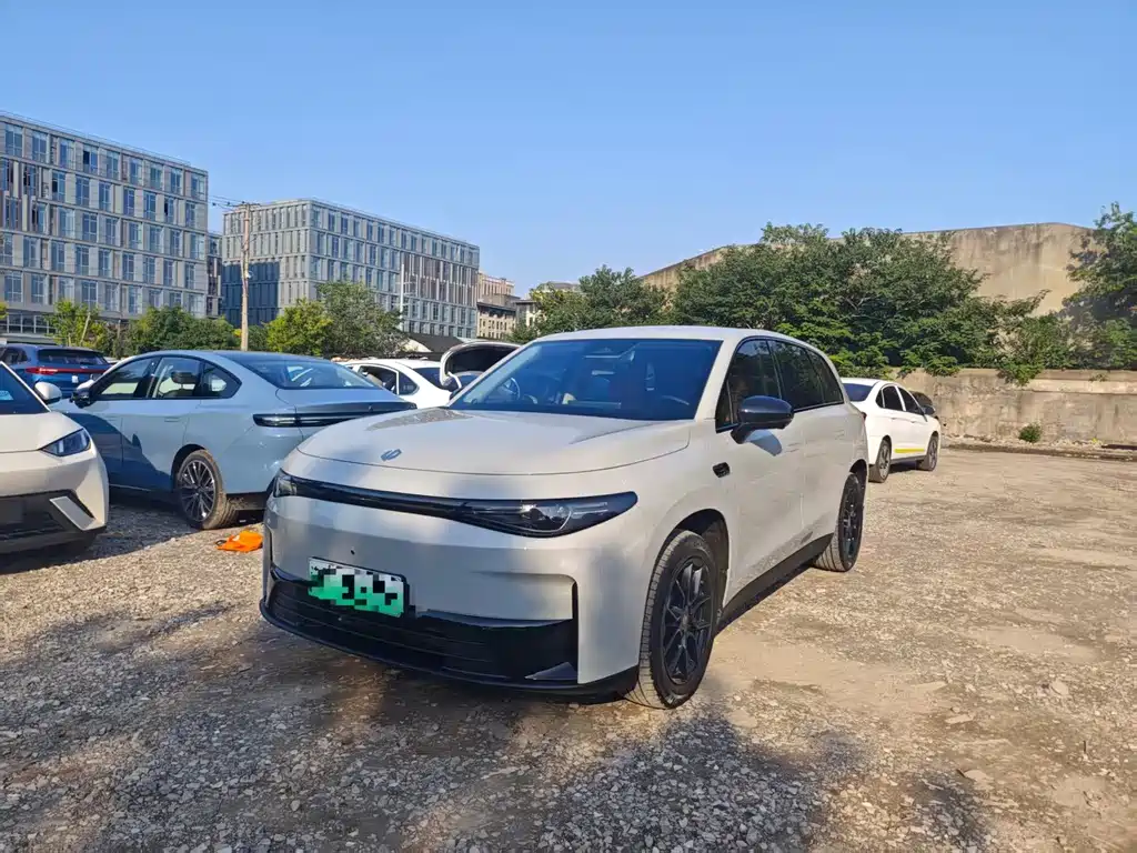 Leapmotor Leapmotor C10