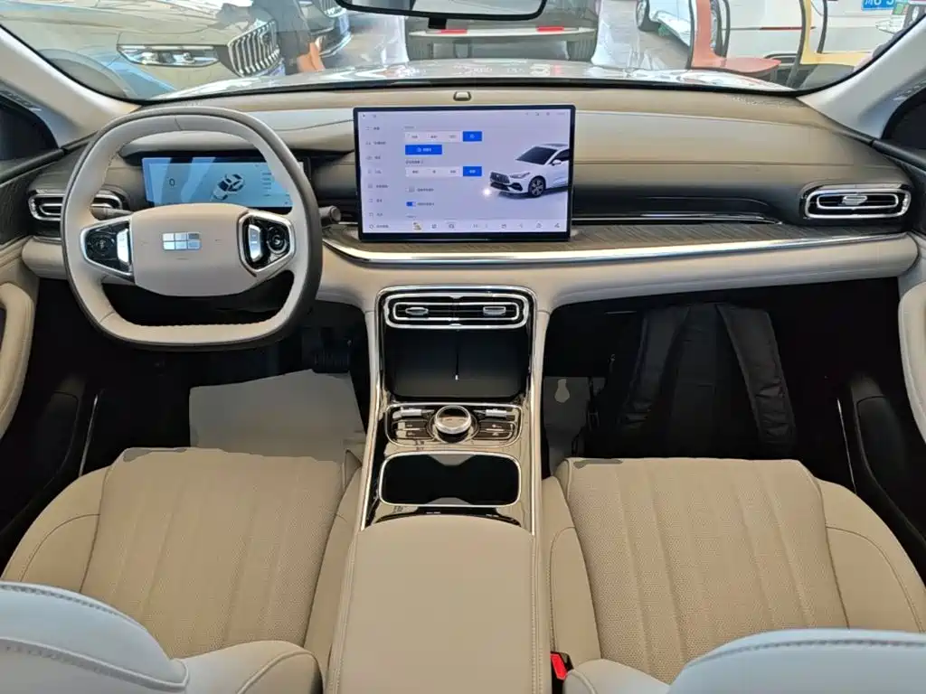 Geely Galaxy Galaxy 6 6 2026 125km +
