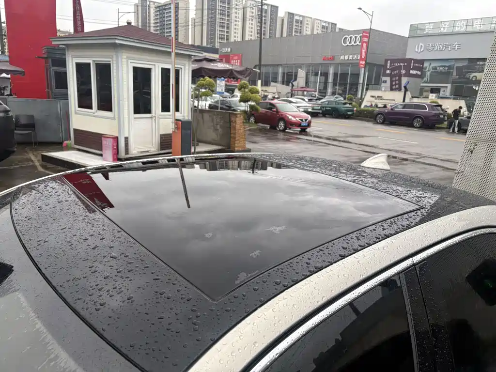 Skoda Superb — миниатюра 3