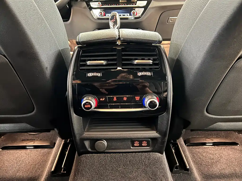 BMW 6 Series GT — миниатюра 9