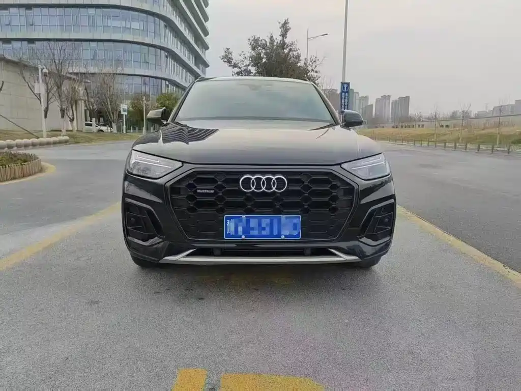 Audi Q5L 2023