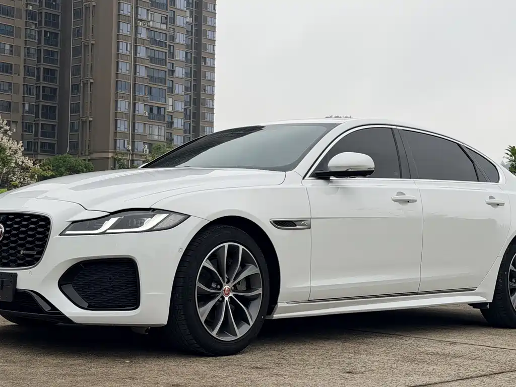 Jaguar XFL 2022