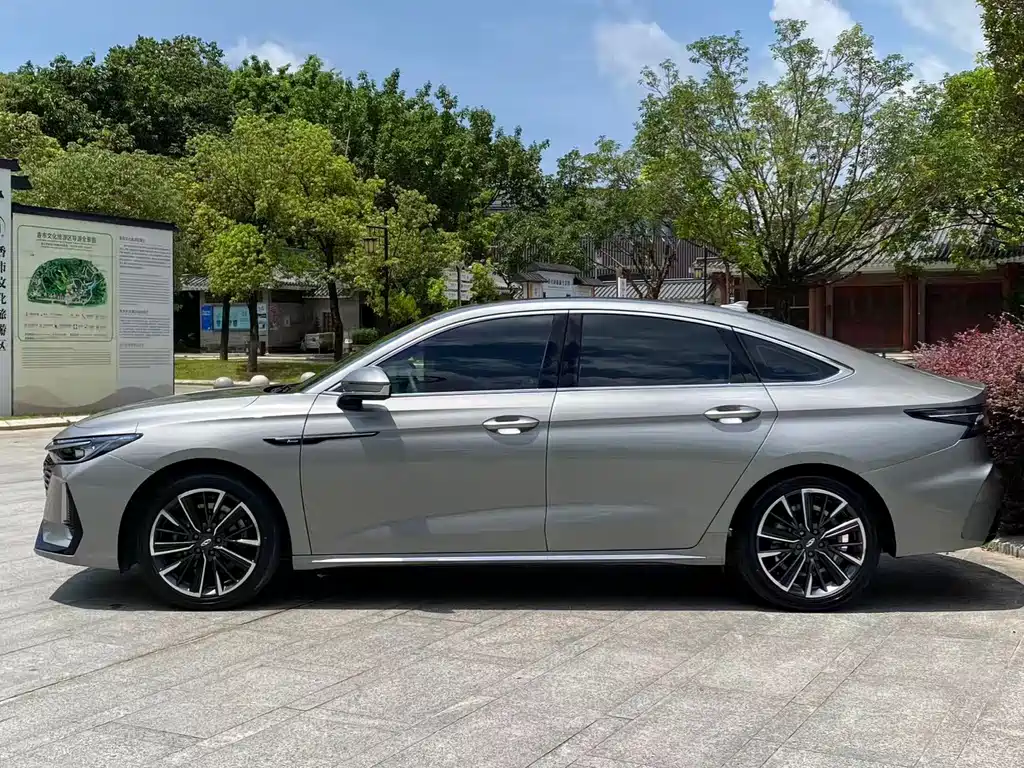 Chery Arrizo 8 8 2022 1.6T DCT