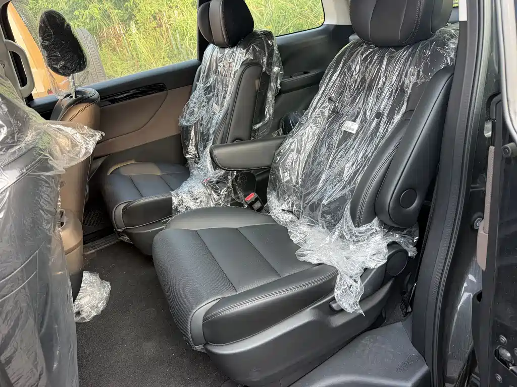 GAC Motor Trumpchi E8 PHEV — миниатюра 14
