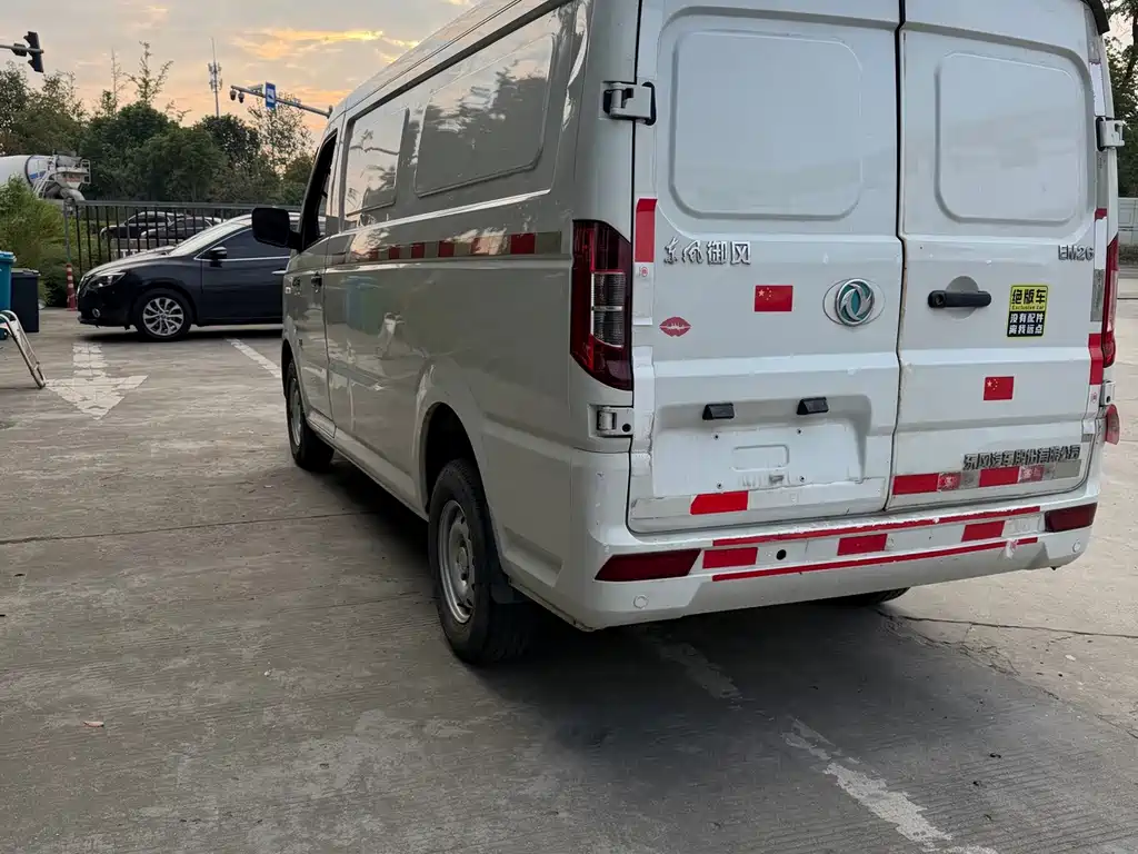Dongfeng EM27 — миниатюра 6
