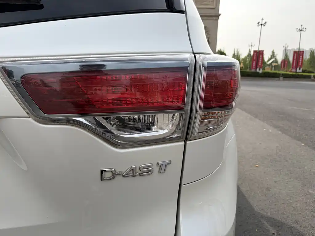 Toyota Highlander — миниатюра 21