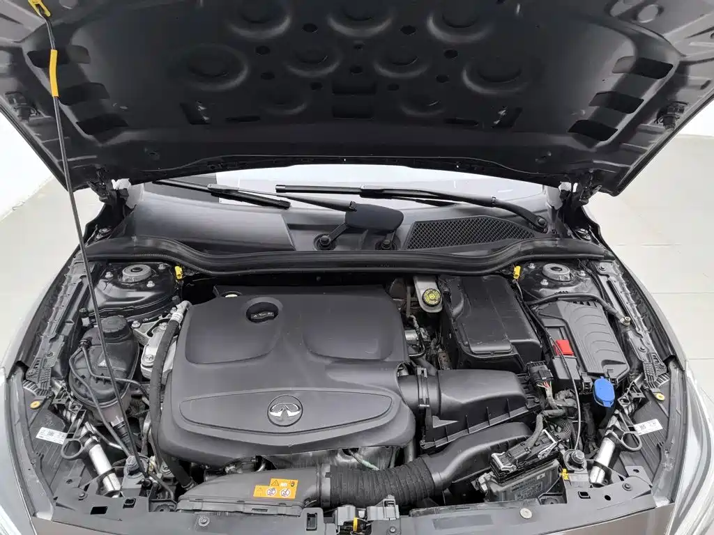 Infiniti QX30 — миниатюра 6