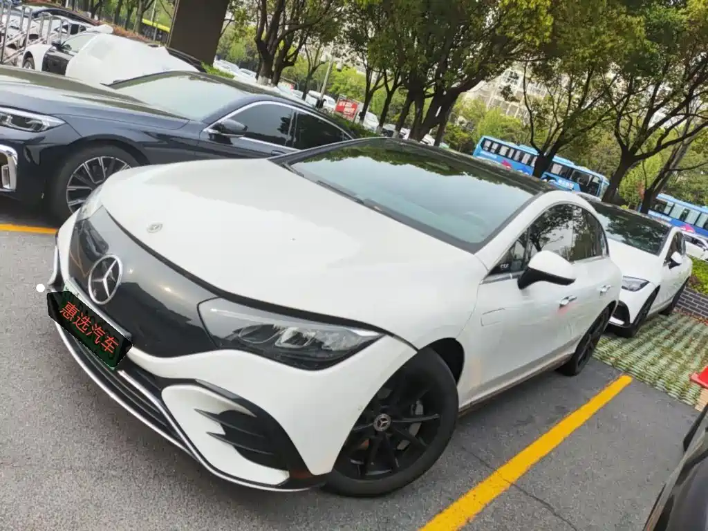 Mercedes-Benz EQE 2023