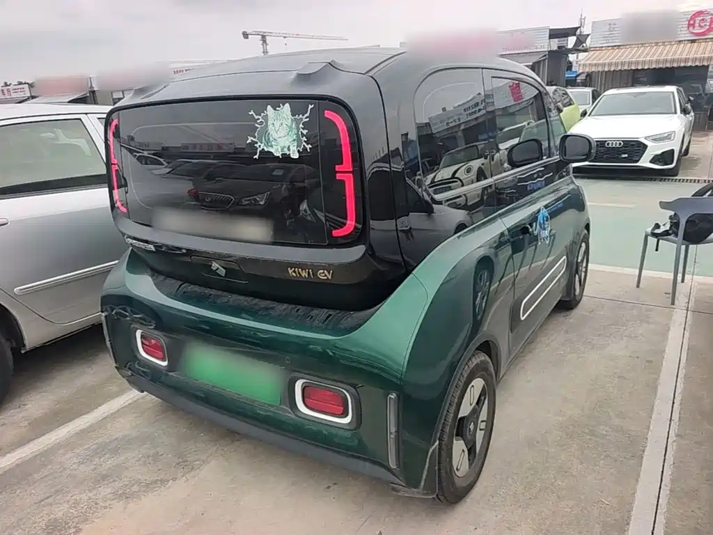 Baojun KiWi EV — миниатюра 7