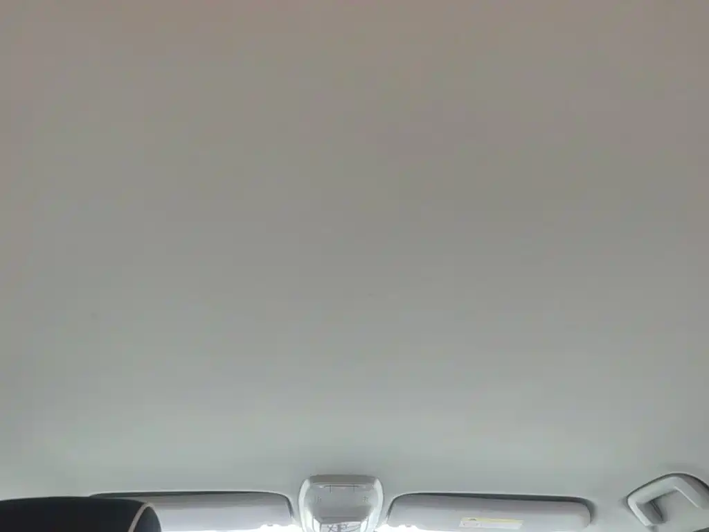Baojun KiWi EV — миниатюра 18