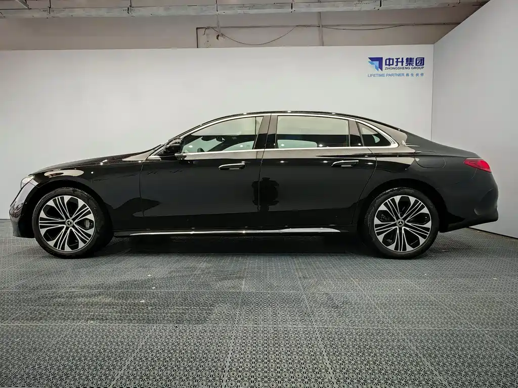 Mercedes-Benz E-Class E 2024 E 350 e L Sport