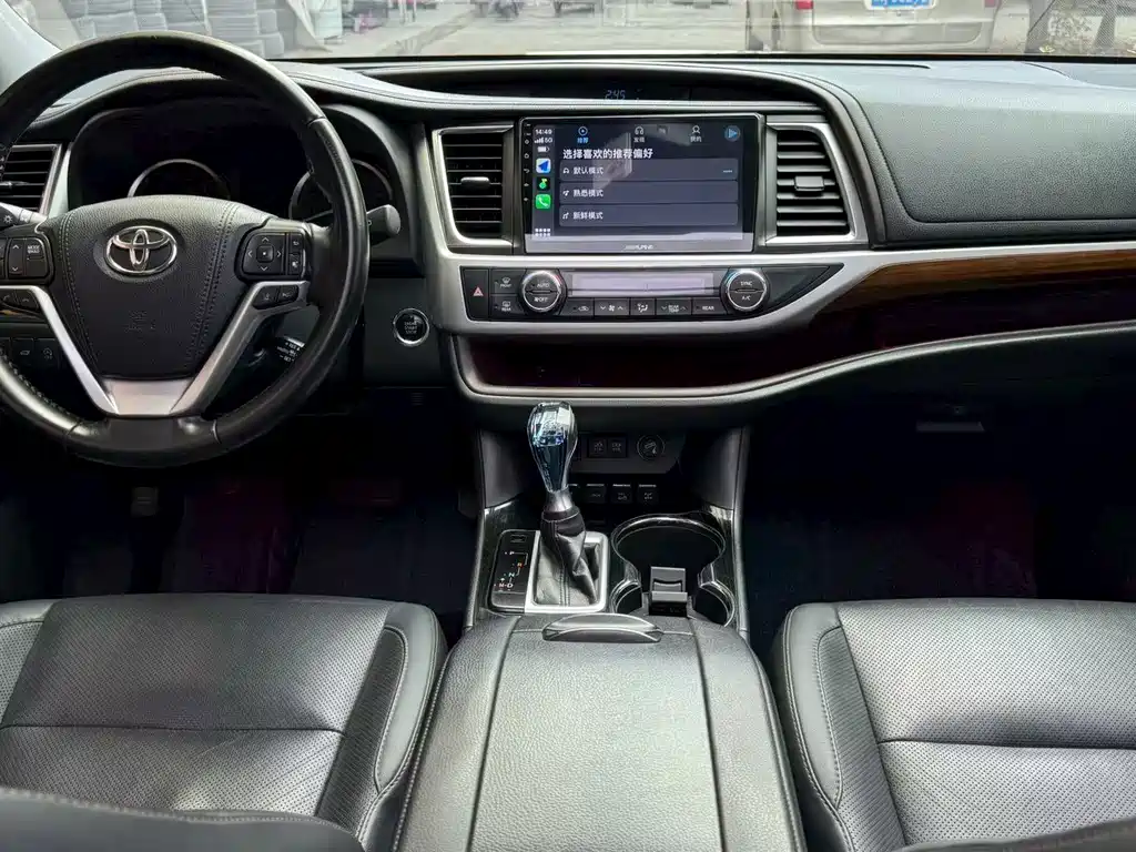 Toyota Highlander — миниатюра 4
