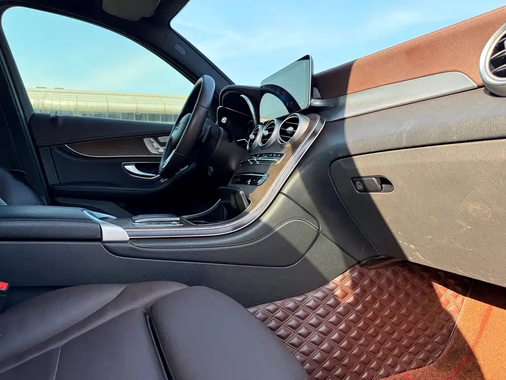 Mercedes-Benz GLC 2020 GLC 300 L 4MATIC