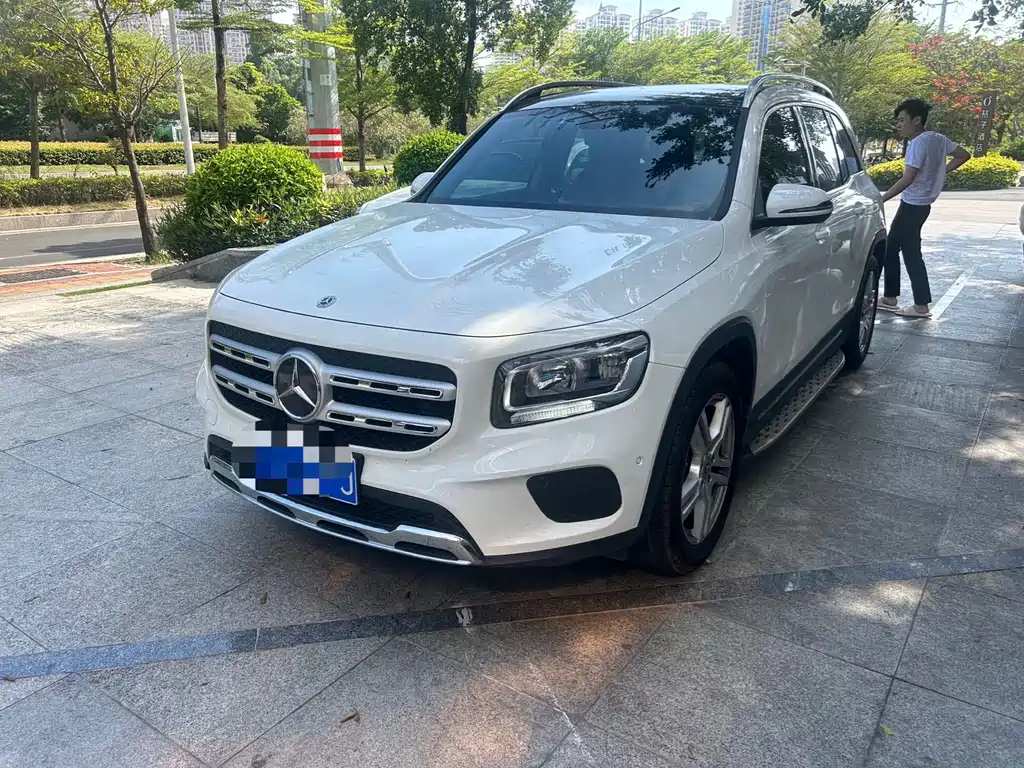 Mercedes-Benz GLB 2022