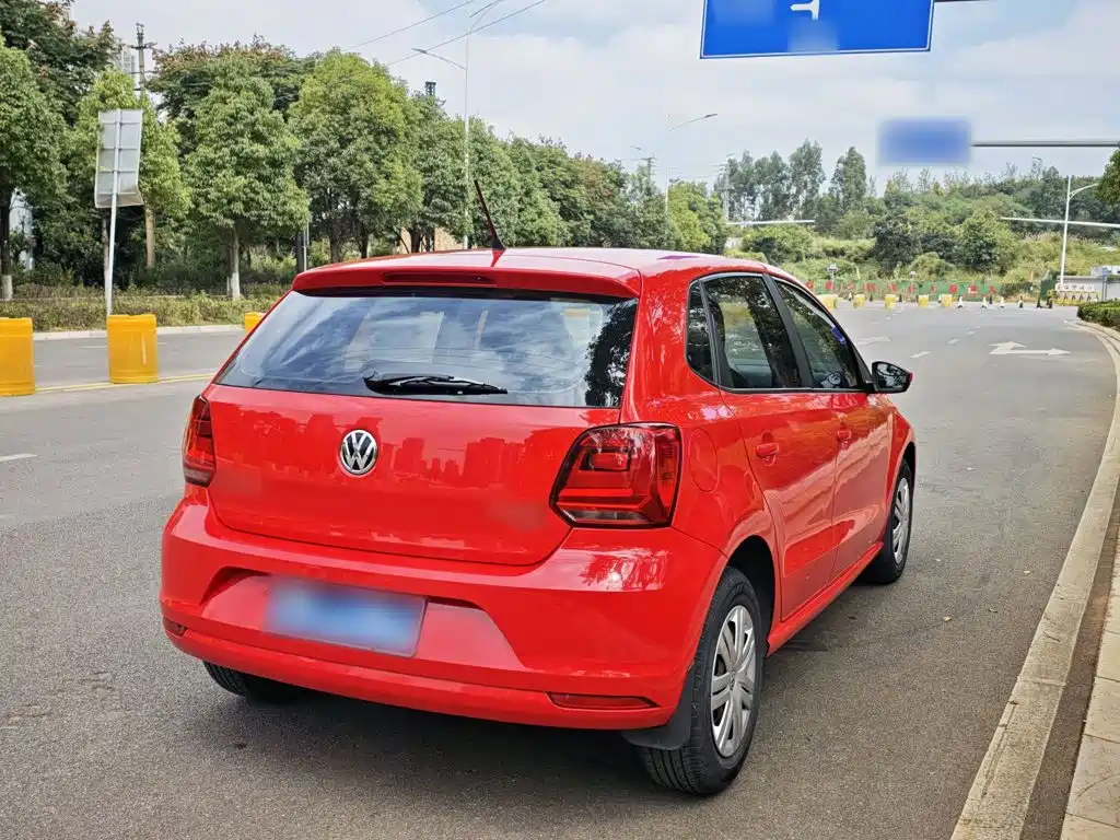 Volkswagen Polo — миниатюра 6