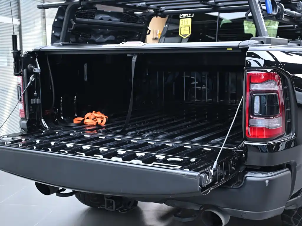 Ram Trucks 2023 6.2T AT