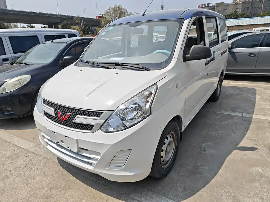 Wuling Rongguang V 2019