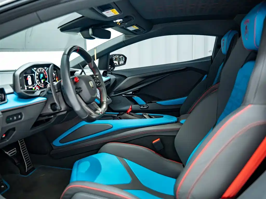 Lamborghini Revuelto 2023 6.5L PHEV Standard