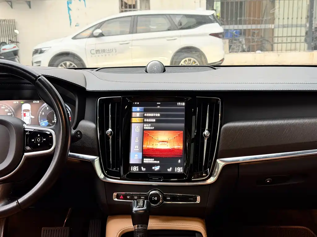 Volvo V90 — миниатюра 17