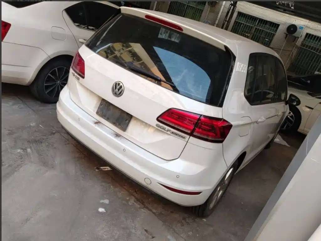 Volkswagen Golf Sportsvan — миниатюра 25