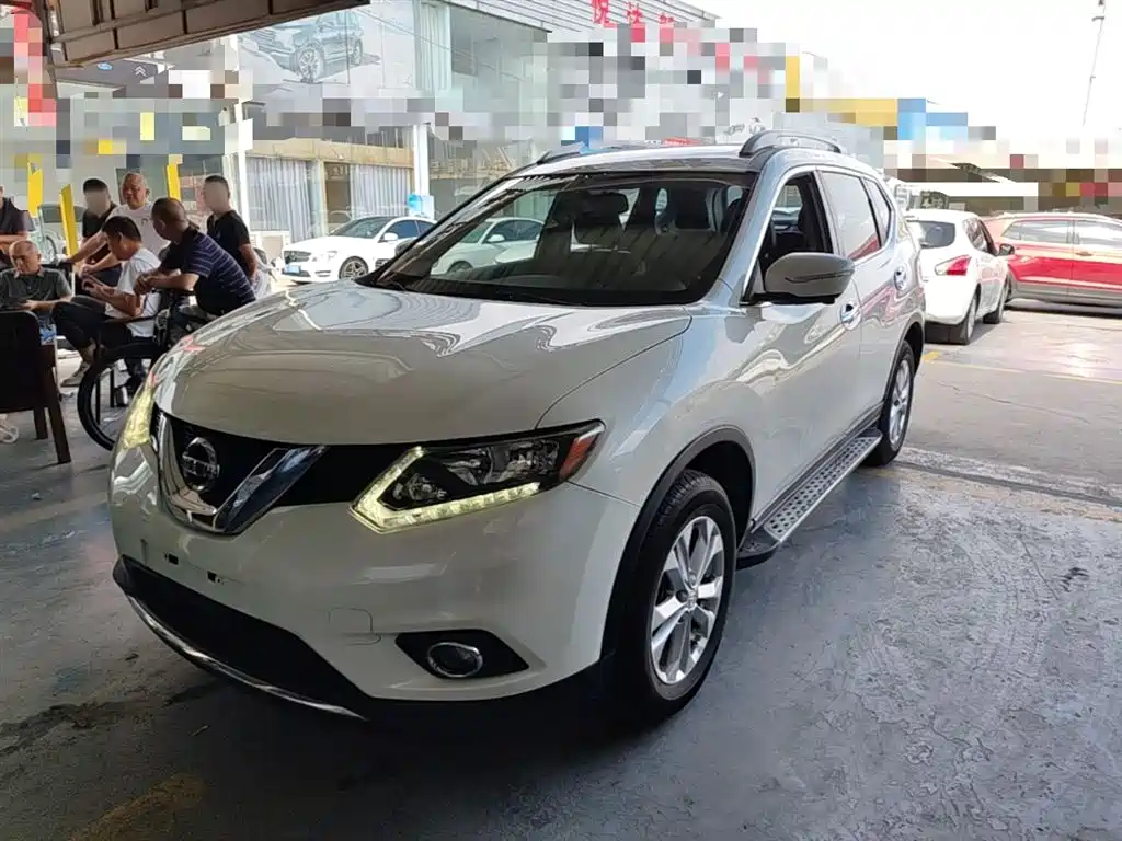 Nissan X-Trail 2015