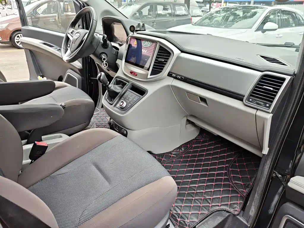 JAC Refine Refine M4 — миниатюра 10