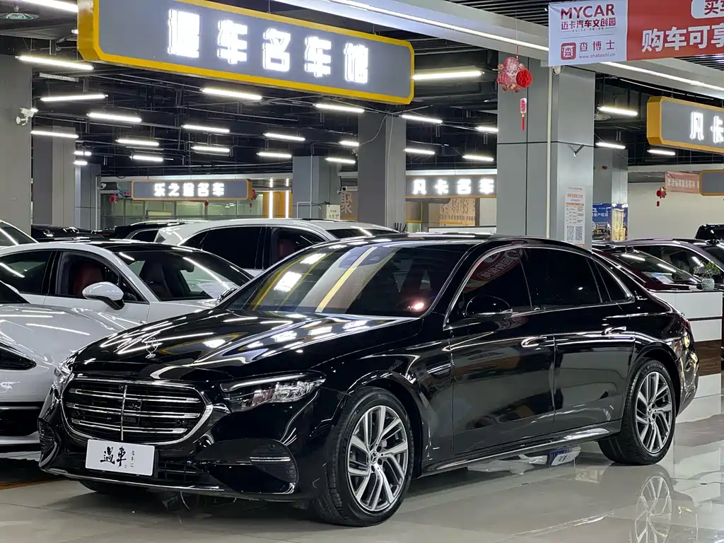 Mercedes-Benz E-Class 2024