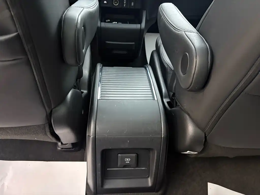 Honda Elysion — миниатюра 21