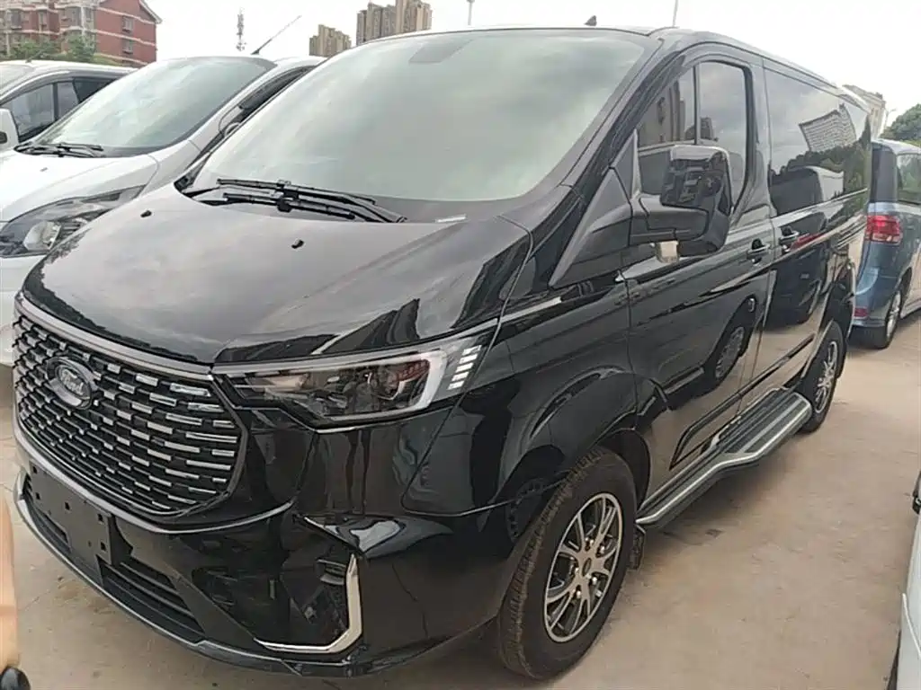 Ford Tourneo 2023
