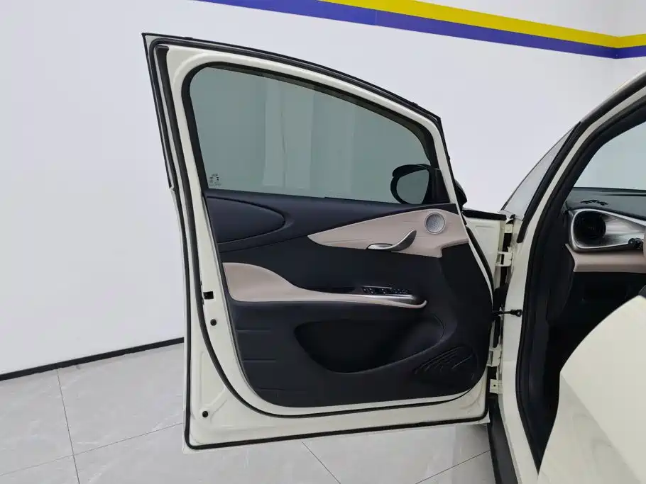 BYD Dolphin — миниатюра 7