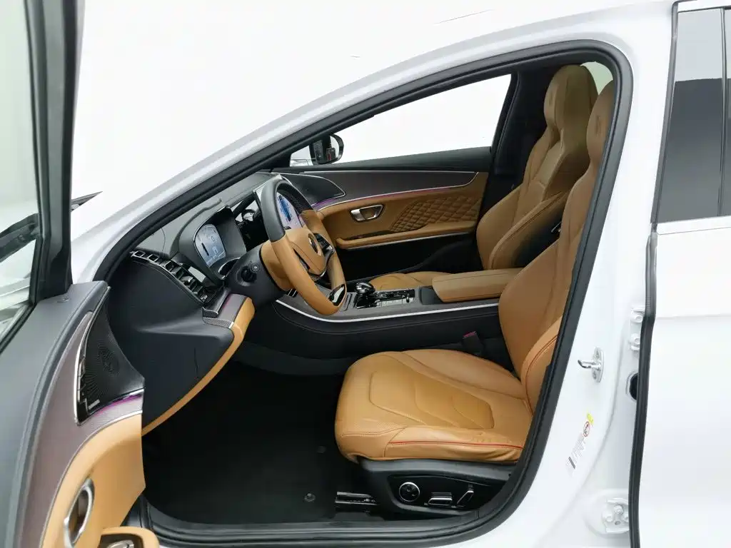 BYD Han — миниатюра 10