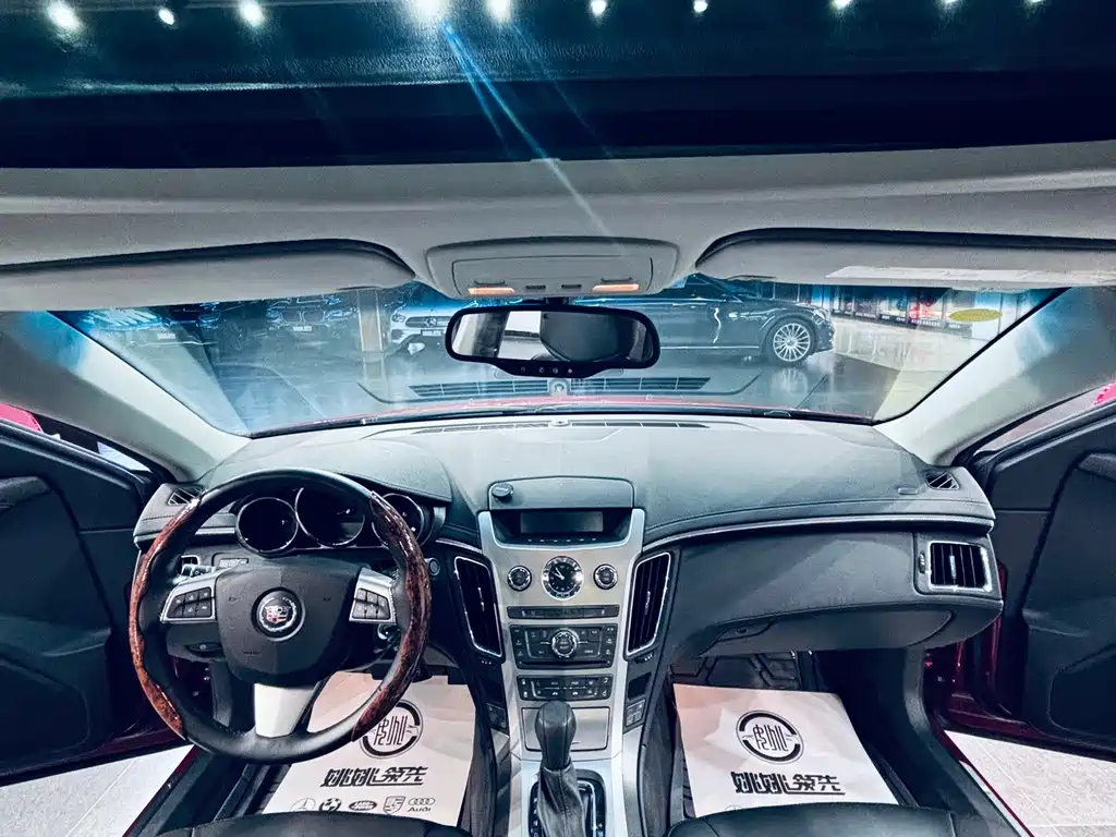 Cadillac CTS — миниатюра 4