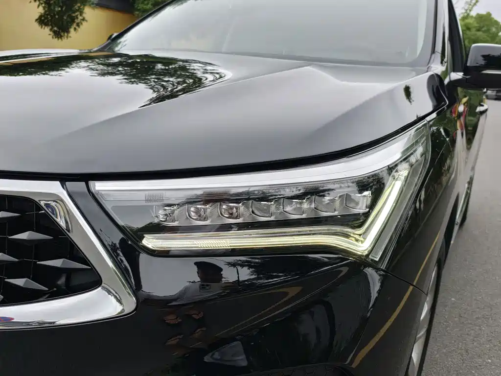 Acura RDX 2019 2.0T SH-AWD V