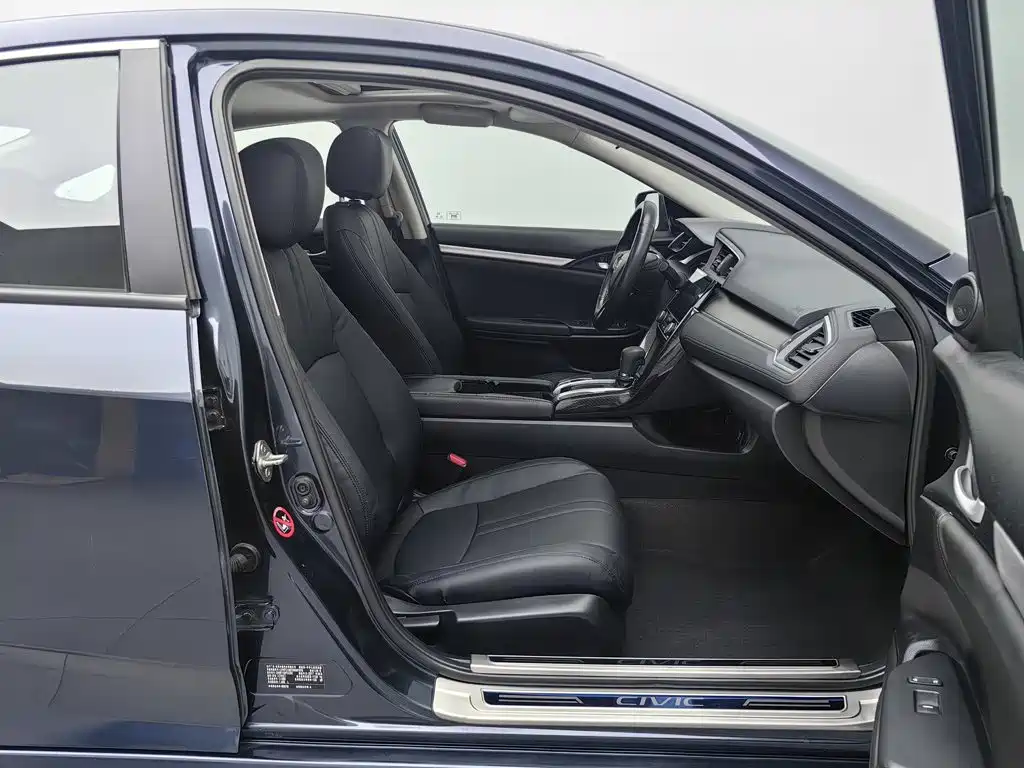 Honda Civic — миниатюра 23