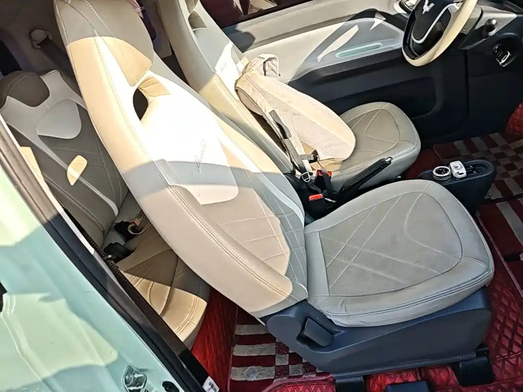 Wuling MINIEV — миниатюра 25
