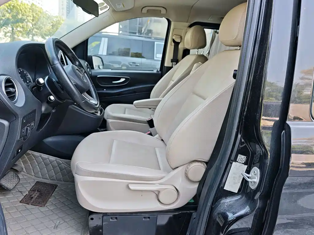 Mercedes-Benz Vito — миниатюра 6