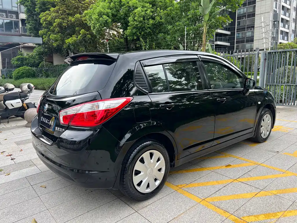 Venucia R50 — миниатюра 7