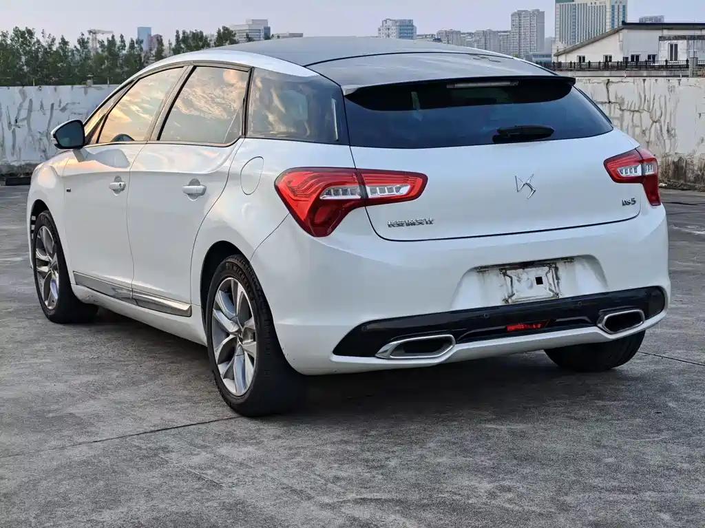DS DS 5 — миниатюра 4