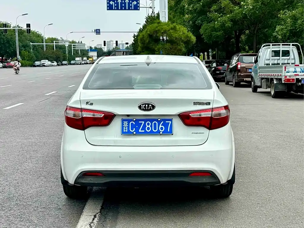 Kia K2 — миниатюра 5