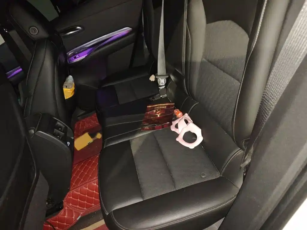 Cadillac XT4 — миниатюра 15