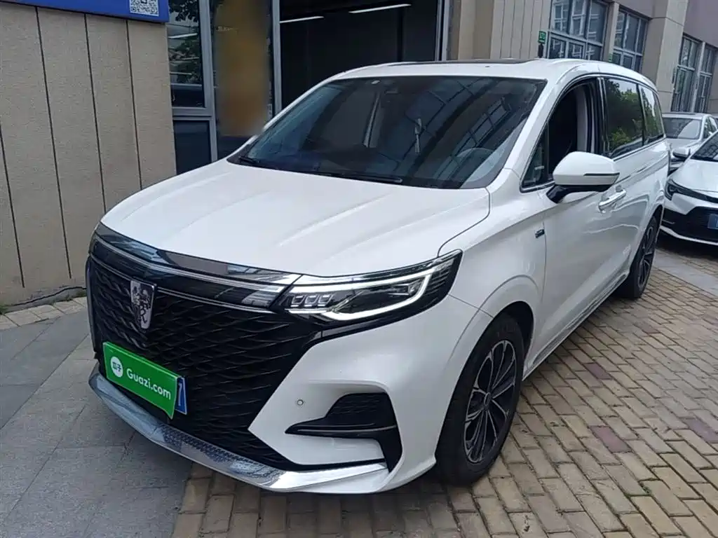 Roewe iMAX8 2021
