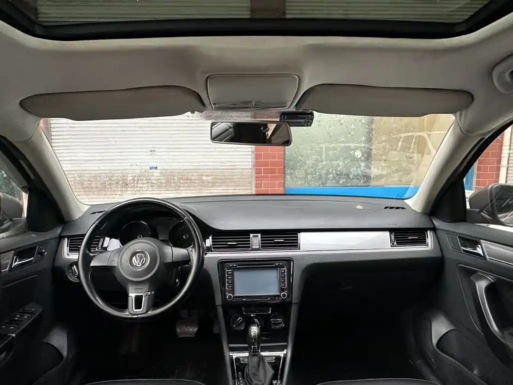 Volkswagen Bora — миниатюра 6