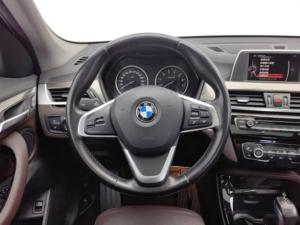 BMW X1 — миниатюра 11