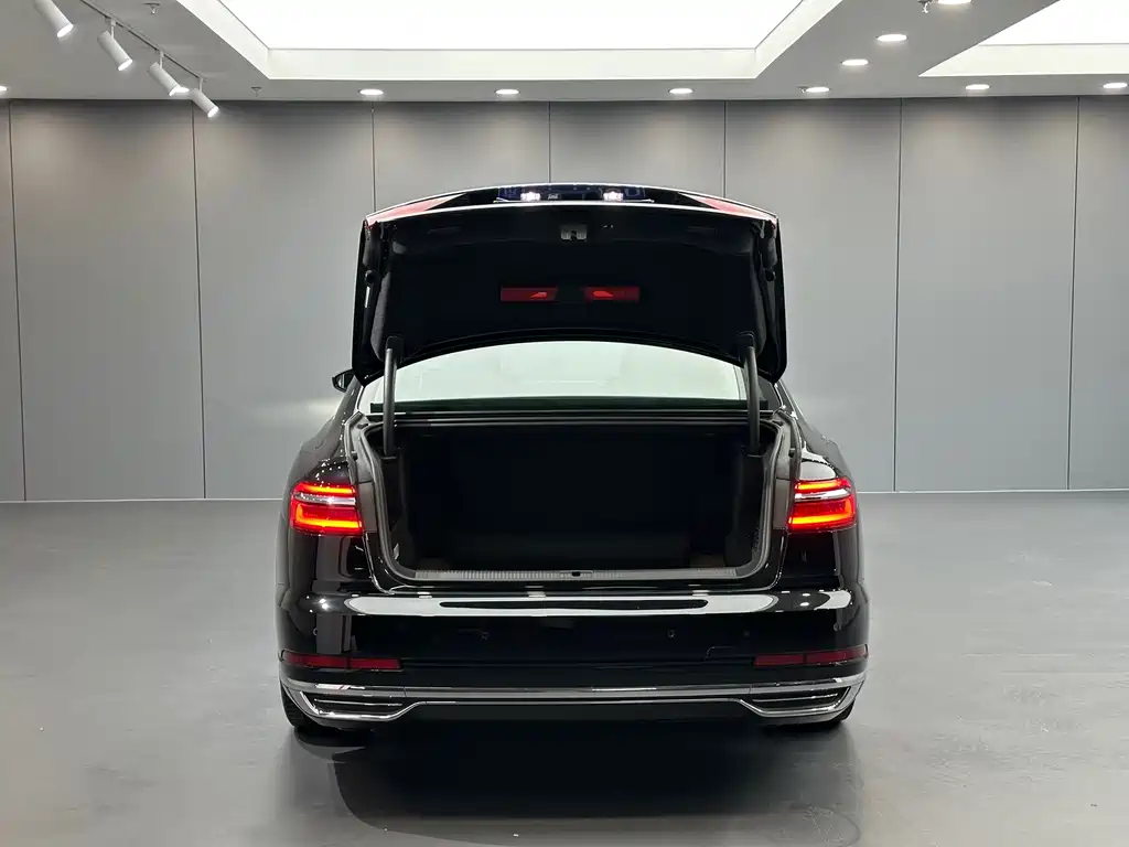 Audi A8 — фотографии объявления, Фото 33