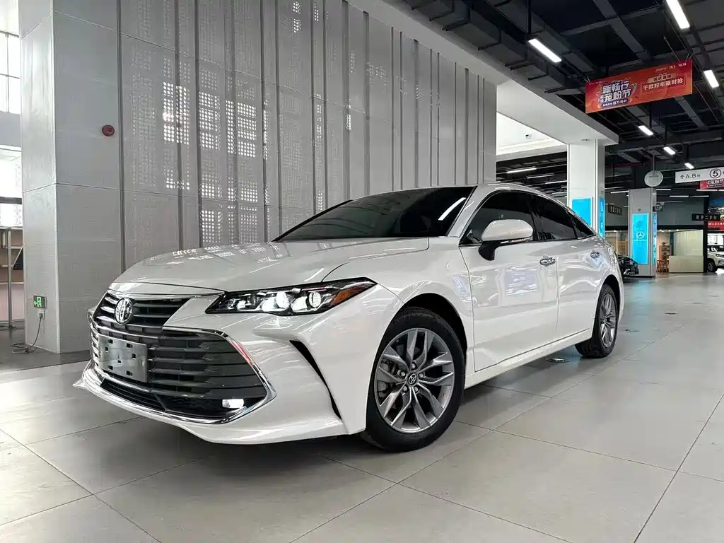 Toyota Avalon 2022