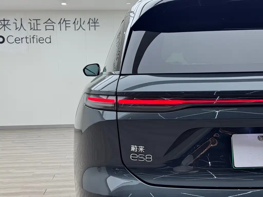 NIO ES8 2024 100kWh
