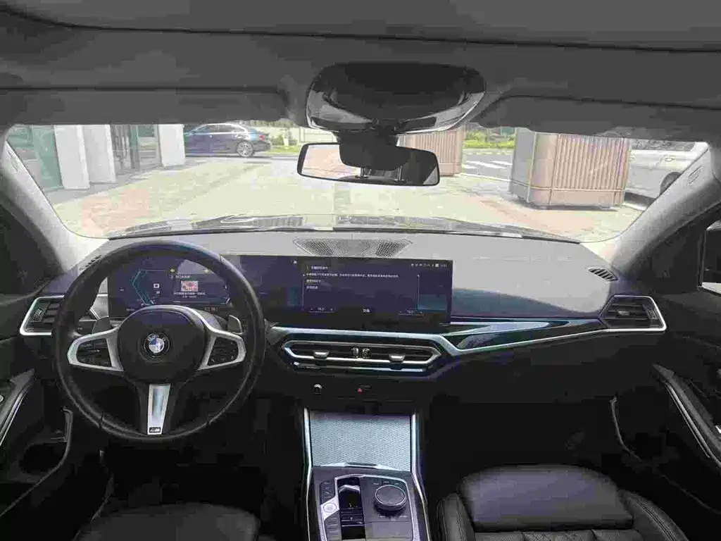 BMW 3 Series — миниатюра 8